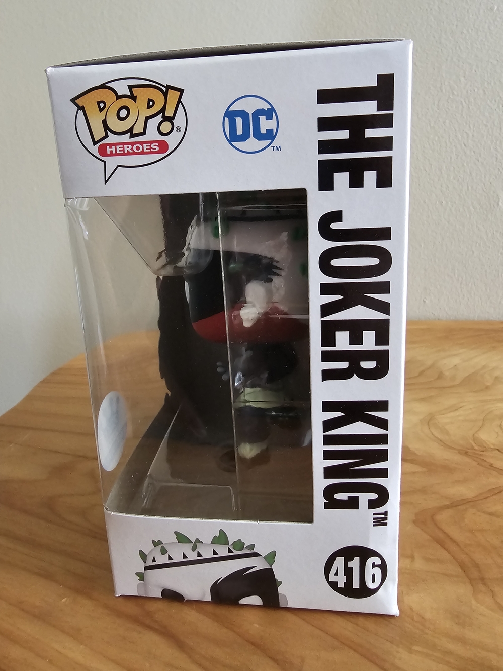 Funko Pop! Heroes 416 The Joker King Vinyl Figure - Black, White, Red, Green - Picture 3 of 7